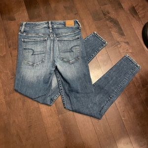 American Eagle Hi-Rise Jegging